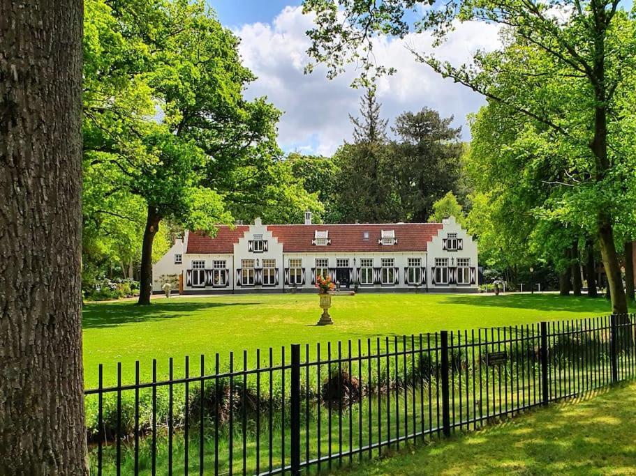 Midden In De Friese Bossen Op Landgoed Princenhof Oranjewoud Esterno foto